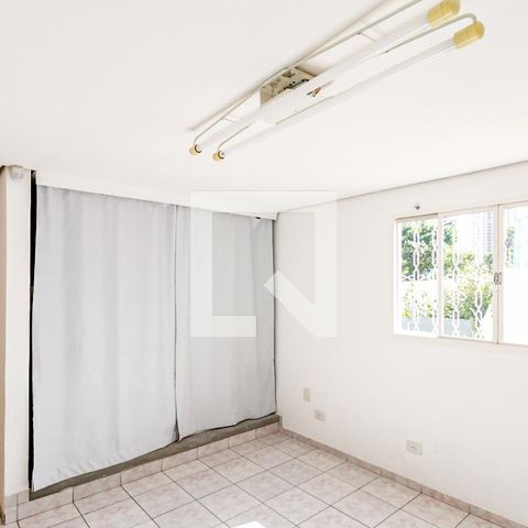 Casa à venda com 300m², 5 quartos e 5 vagasDepósito