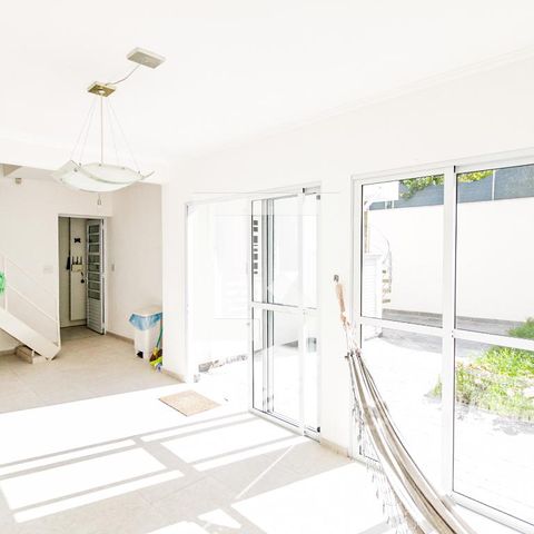 Casa à venda com 300m², 5 quartos e 5 vagasÁrea de Serviço
