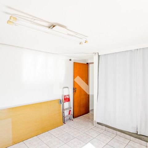 Casa à venda com 300m², 5 quartos e 5 vagasDepósito