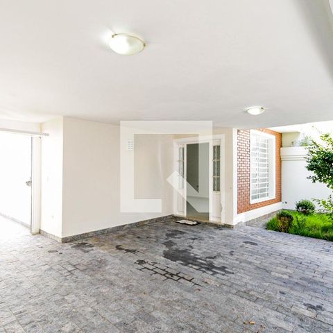 Casa à venda com 300m², 5 quartos e 5 vagasGaragem