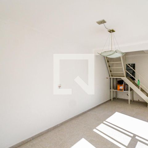 Casa à venda com 300m², 5 quartos e 5 vagasÁrea de Serviço