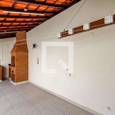 Casa à venda com 300m², 5 quartos e 5 vagasChurrasqueira