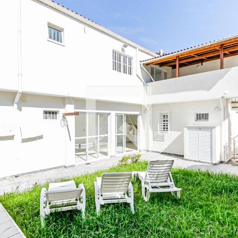 Casa à venda com 300m², 5 quartos e 5 vagasJardim