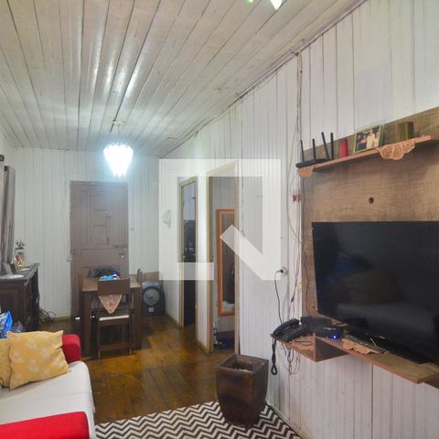 Casa à venda com 110m², 3 quartos e 2 vagasSala