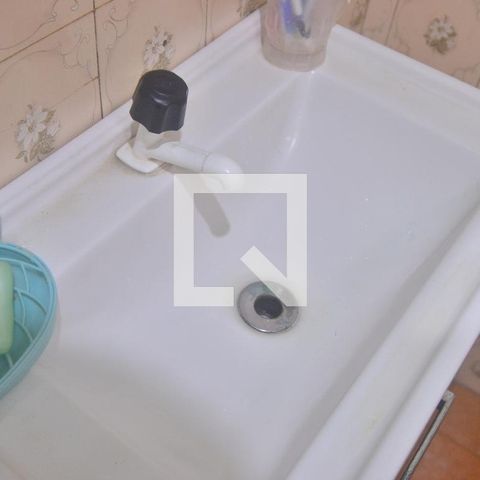 Casa à venda com 110m², 3 quartos e 2 vagasBanheiro