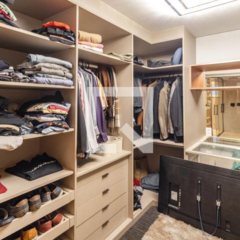 Apartamento à venda com 106m², 3 quartos e 2 vagasCloset da Suíte 01