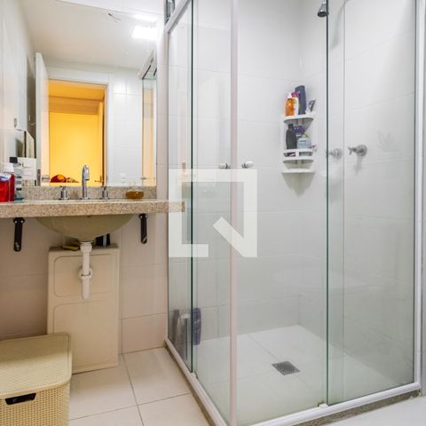Apartamento à venda com 106m², 3 quartos e 2 vagasBanheiro da Suíte 02