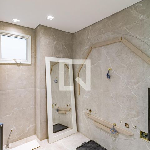 Apartamento à venda com 106m², 3 quartos e 2 vagasBanheiro da Suíte 01