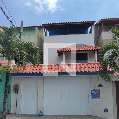 Casa à venda com 120m², 3 quartos e 1 vagaFachada