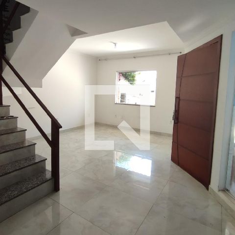 Casa à venda com 120m², 3 quartos e 1 vagaSala