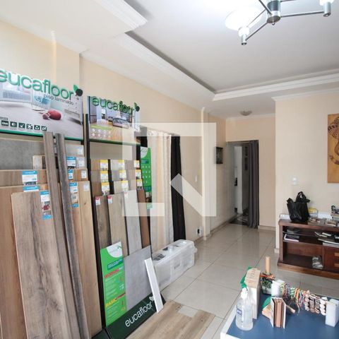Casa para alugar com 473m², 5 quartos e 5 vagasSala