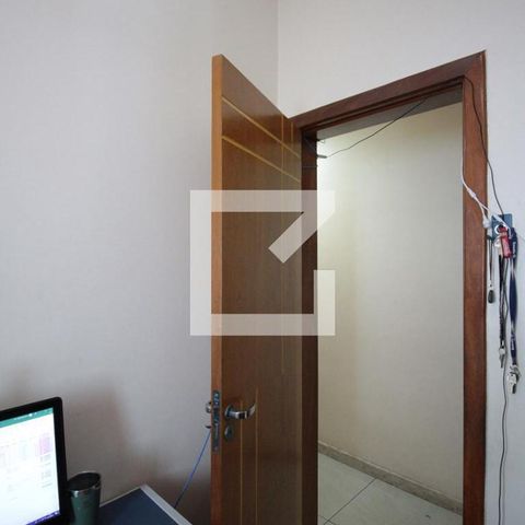 Casa para alugar com 473m², 5 quartos e 5 vagasQuarto 4