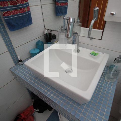 Casa para alugar com 473m², 5 quartos e 5 vagasBanheiro Social
