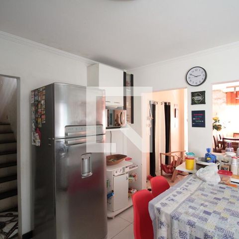 Casa para alugar com 473m², 5 quartos e 5 vagasCozinha