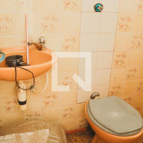Casa à venda com 500m², 4 quartos e 4 vagasBanheiro de Serviço