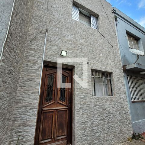 Casa à venda com 120m², 3 quartos e 1 vaga Casa à venda com 120m², 3 quartos e 1 vagaEntrada