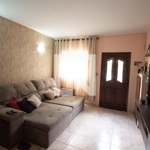 Casa à venda com 120m², 3 quartos e 1 vaga Casa à venda com 120m², 3 quartos e 1 vagaSala