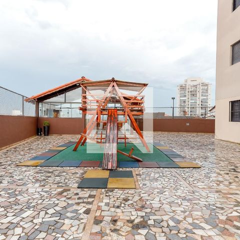 Apartamento à venda com 90m², 3 quartos e 2 vagas Apartamento à venda com 90m², 3 quartos e 2 vagasÁrea Comum - Playground