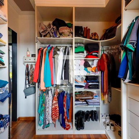 Apartamento à venda com 90m², 3 quartos e 2 vagas Apartamento à venda com 90m², 3 quartos e 2 vagasCloset