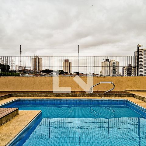 Apartamento à venda com 90m², 3 quartos e 2 vagas Apartamento à venda com 90m², 3 quartos e 2 vagasÁrea Comum - Piscina