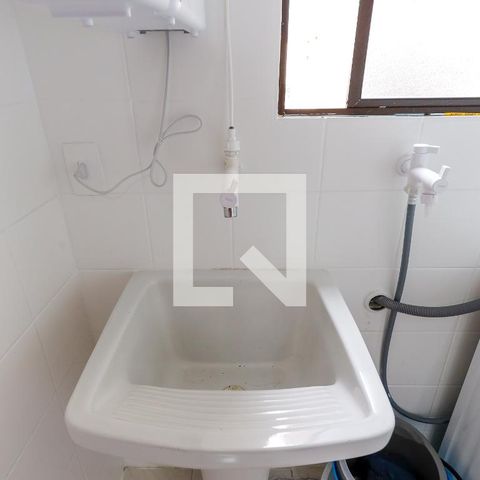 Apartamento à venda com 90m², 3 quartos e 2 vagas Apartamento à venda com 90m², 3 quartos e 2 vagasÁrea de Serviço