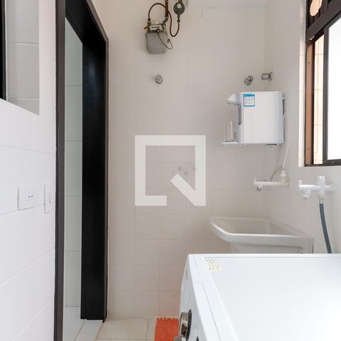 Apartamento à venda com 90m², 3 quartos e 2 vagas Apartamento à venda com 90m², 3 quartos e 2 vagasÁrea de Serviço
