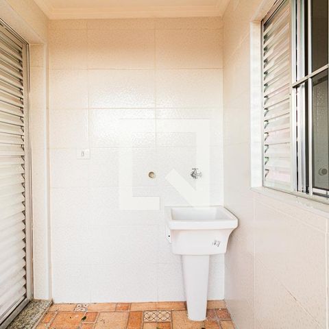 Casa à venda com 40m², 1 quarto e sem vagaÁrea de Serviço