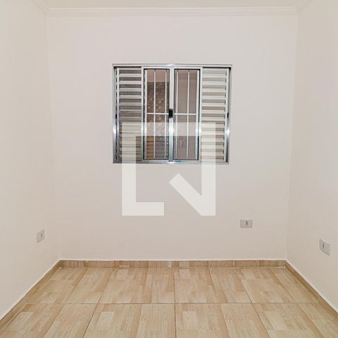 Casa à venda com 40m², 1 quarto e sem vagaQuarto