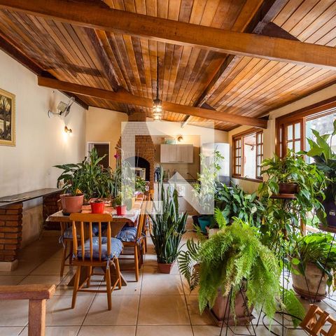 Casa à venda com 200m², 4 quartos e 2 vagasÁrea comum