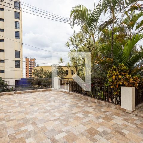 Casa à venda com 200m², 4 quartos e 2 vagasQuintal