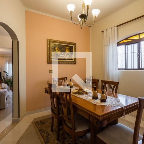 Casa à venda com 200m², 4 quartos e 2 vagasSala de Jantar