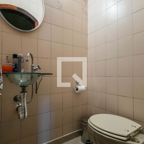Casa à venda com 200m², 4 quartos e 2 vagasLavabo