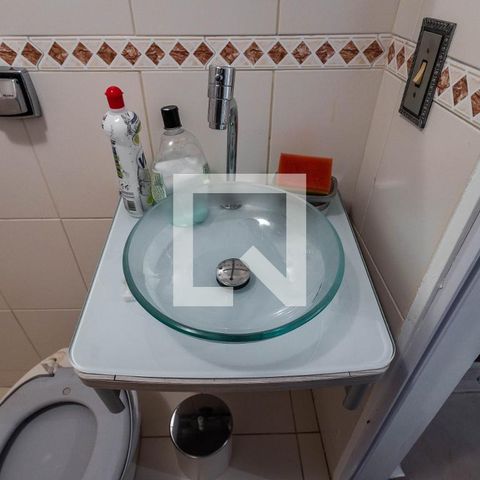 Casa à venda com 200m², 4 quartos e 2 vagasBanheiro 3