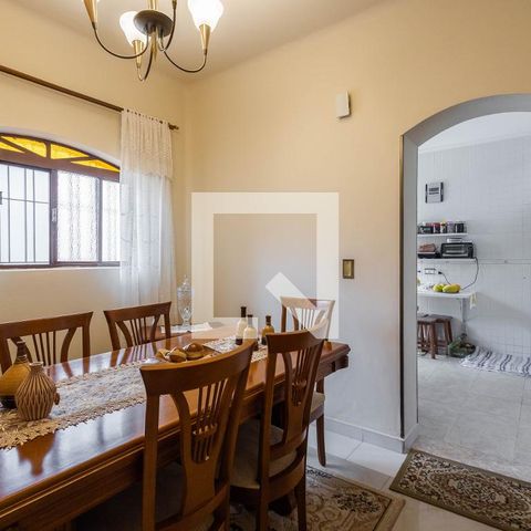 Casa à venda com 200m², 4 quartos e 2 vagasSala de Jantar