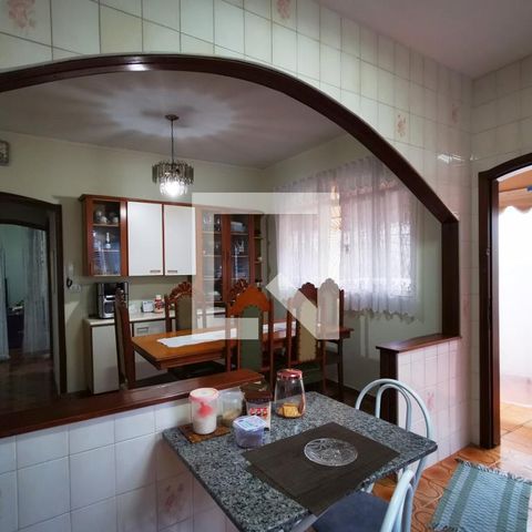 Casa à venda com 135m², 2 quartos e 2 vagasCozinha 