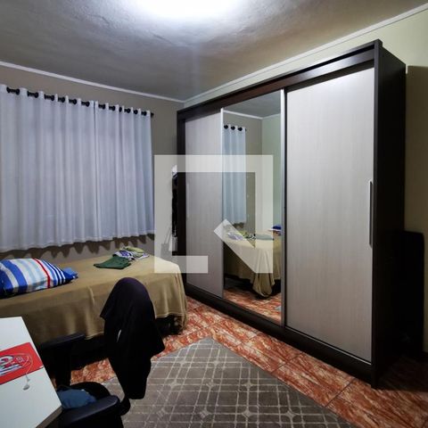 Casa à venda com 135m², 2 quartos e 2 vagasQuarto 