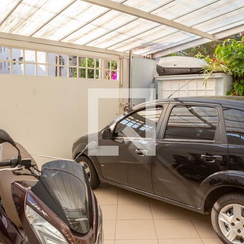 Casa à venda com 270m², 3 quartos e 5 vagasGaragem