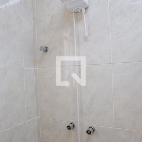 Casa à venda com 270m², 3 quartos e 5 vagasBanheiro de Suíte 1