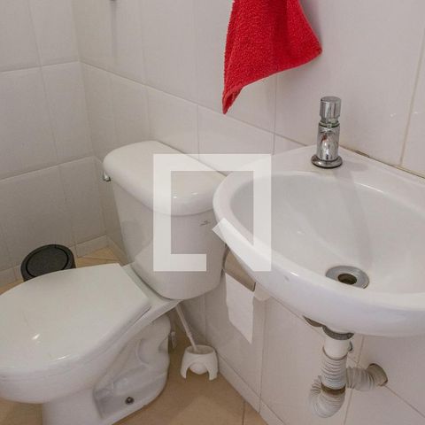 Casa à venda com 270m², 3 quartos e 5 vagasBanheiro do Quintal