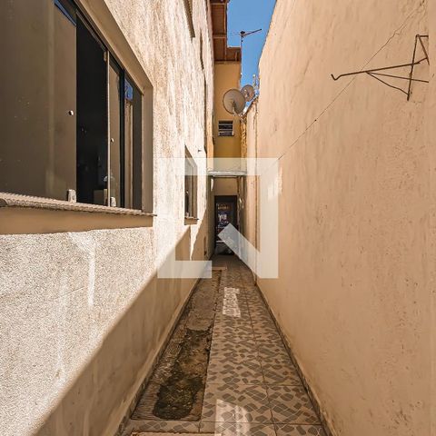 Casa à venda com 250m², 5 quartos e 2 vagas Casa à venda com 250m², 5 quartos e 2 vagasÁrea de Serviço