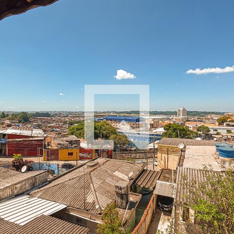 Casa à venda com 250m², 5 quartos e 2 vagas Casa à venda com 250m², 5 quartos e 2 vagasVista da área da Churrasqueira
