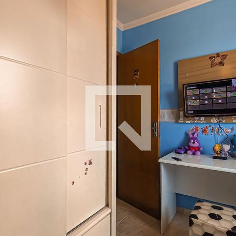 Casa à venda com 250m², 5 quartos e 2 vagas Casa à venda com 250m², 5 quartos e 2 vagasQuarto 2