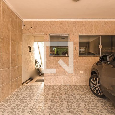 Casa à venda com 250m², 5 quartos e 2 vagas Casa à venda com 250m², 5 quartos e 2 vagasGaragem