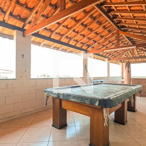 Casa à venda com 250m², 5 quartos e 2 vagas Casa à venda com 250m², 5 quartos e 2 vagasChurrasqueira