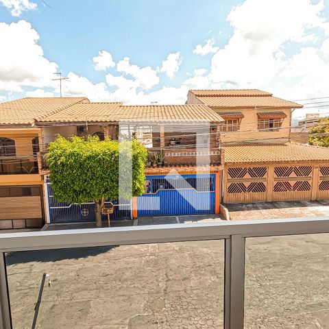Casa à venda com 250m², 5 quartos e 2 vagas Casa à venda com 250m², 5 quartos e 2 vagasVaranda da Suíte