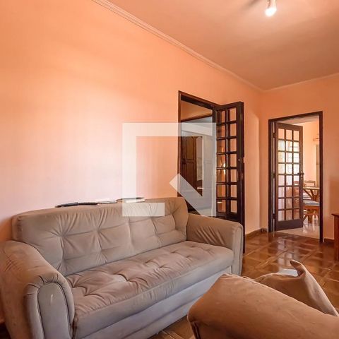 Casa à venda com 199m², 2 quartos e sem vagaSala