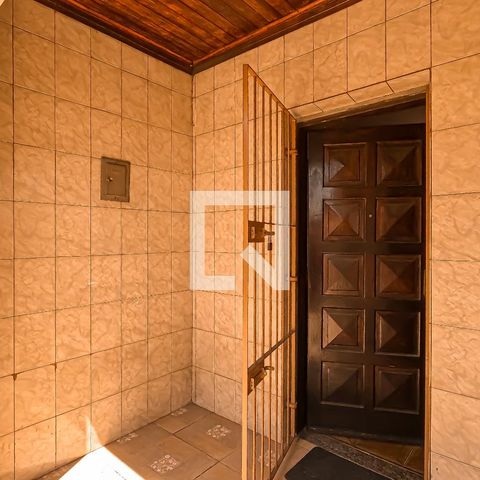 Casa à venda com 199m², 2 quartos e sem vagaEntrada