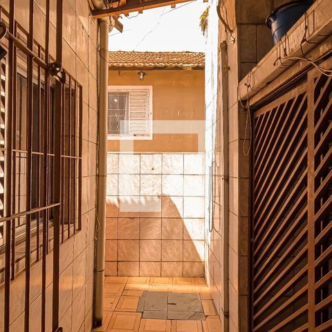 Casa à venda com 199m², 2 quartos e sem vagaÁrea de Serviço