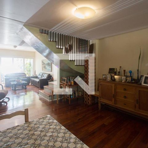 Casa para alugar com 180m², 3 quartos e 1 vagaSala