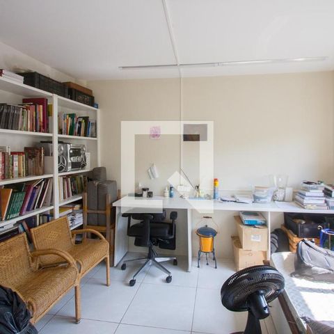 Casa para alugar com 180m², 3 quartos e 1 vagaEscritório